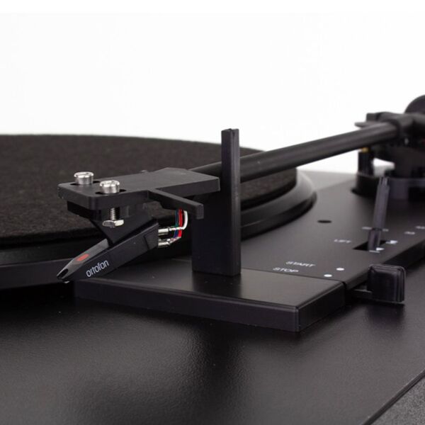 Pro-Ject-Automat-A1-Turntable-4