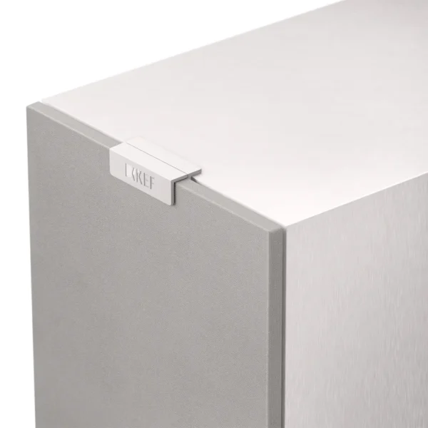 KEF-Q7-Meta-white-iso