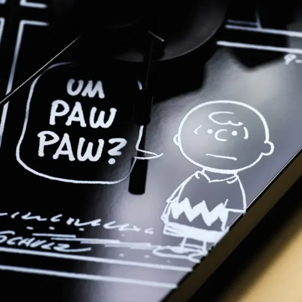 pro-ject-peanuts-closeup