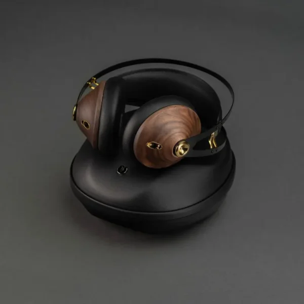 Meze-Audio-99-Classics-2nd-Gen-w-case