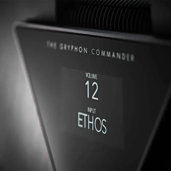 GRYPHON_COMMANDER_PRE_POWER_closeup