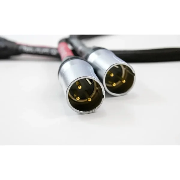 Black-II-XLR-4