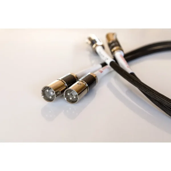Silver-III-XLR-Cable-8
